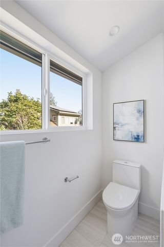 11731 Durland Avenue NE, Seattle, WA 98125