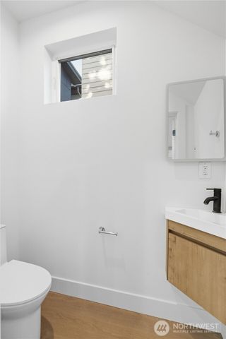 11731 Durland Avenue NE, Seattle, WA 98125