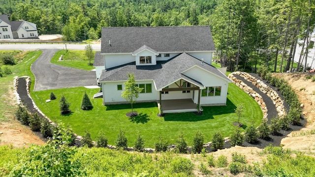 25 Indian Rock Road, Bedford, NH 03110