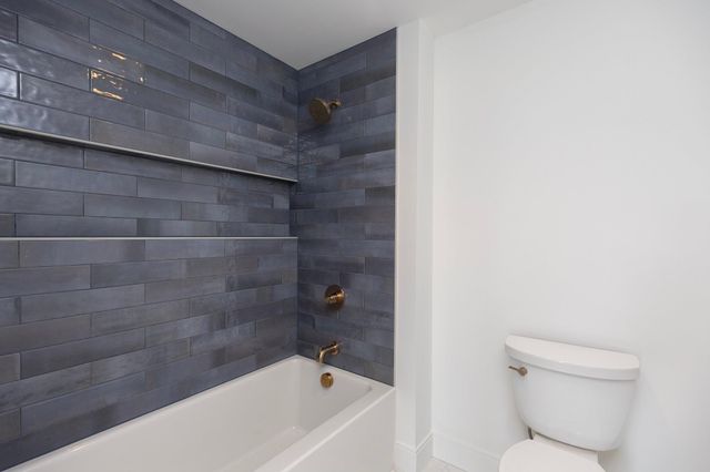 25 Indian Rock Road, Bedford, NH 03110