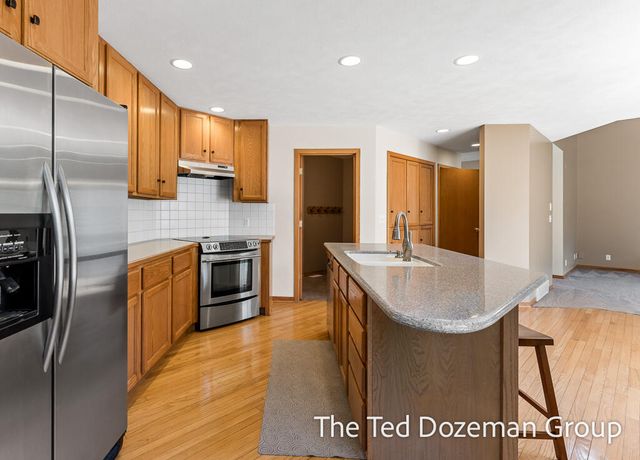 16616 Riley Street, Park Twp, MI 49424