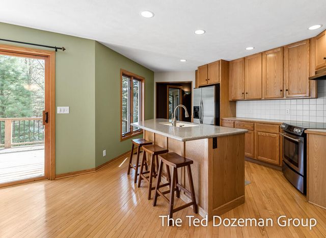 16616 Riley Street, Park Twp, MI 49424