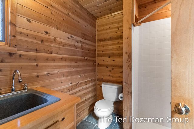 16616 Riley Street, Park Twp, MI 49424