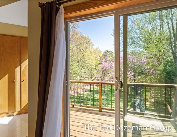 16616 Riley Street, Park Twp, MI 49424