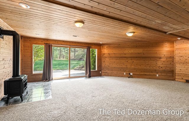 16616 Riley Street, Park Twp, MI 49424