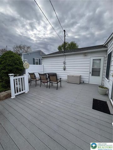 80 George Avenue, Upper Nazareth Twp, PA 18064