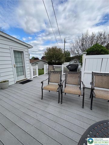 80 George Avenue, Upper Nazareth Twp, PA 18064