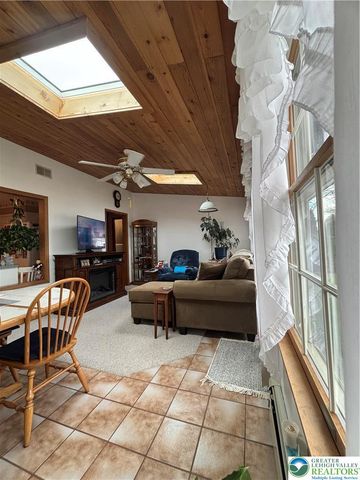 80 George Avenue, Upper Nazareth Twp, PA 18064