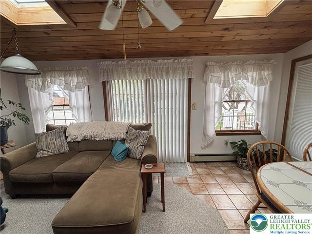 80 George Avenue, Upper Nazareth Twp, PA 18064