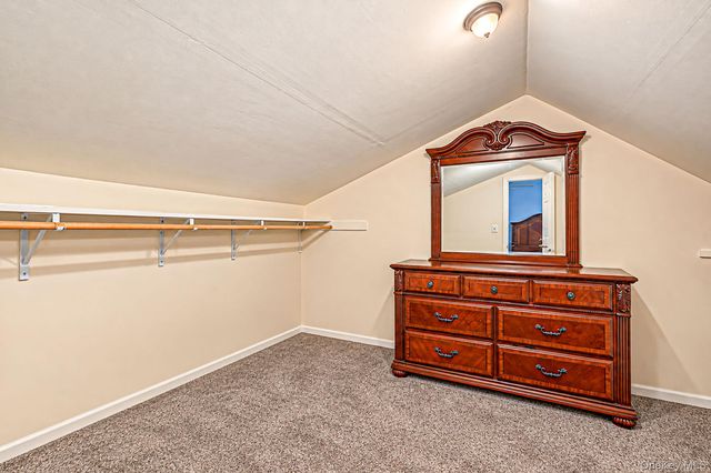 4 Kroft Court, Huntington, NY 11743