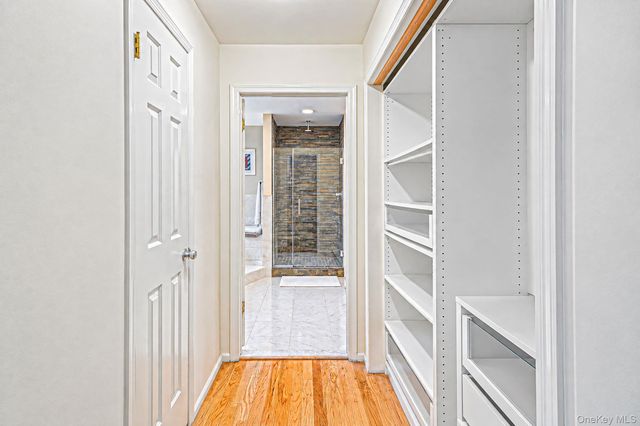 4 Kroft Court, Huntington, NY 11743