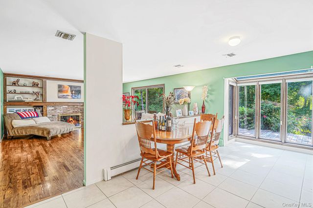 4 Kroft Court, Huntington, NY 11743