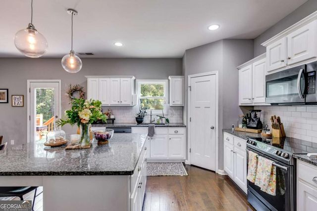 408 Reagan Drive, Temple, GA 30179