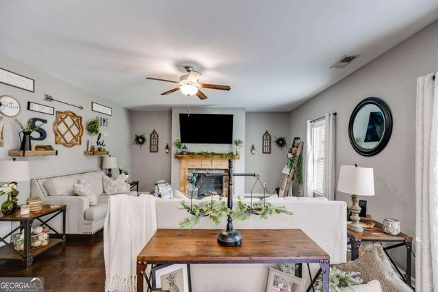 408 Reagan Drive, Temple, GA 30179