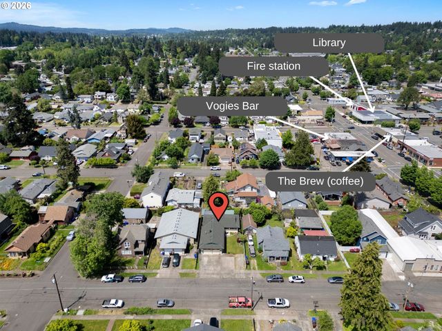 160 W BERKELEY St, Gladstone, OR 97027