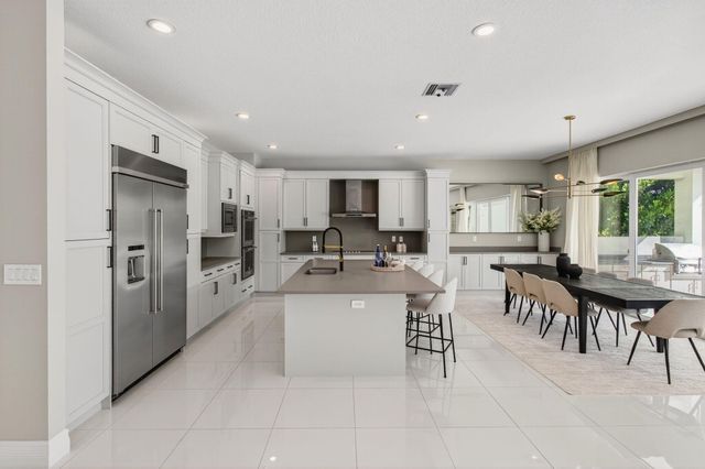 19886 Meadowside Lane, Boca Raton, FL 33498