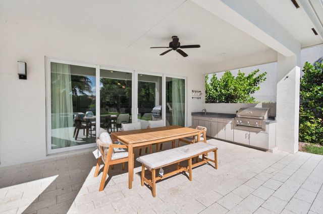 19886 Meadowside Lane, Boca Raton, FL 33498