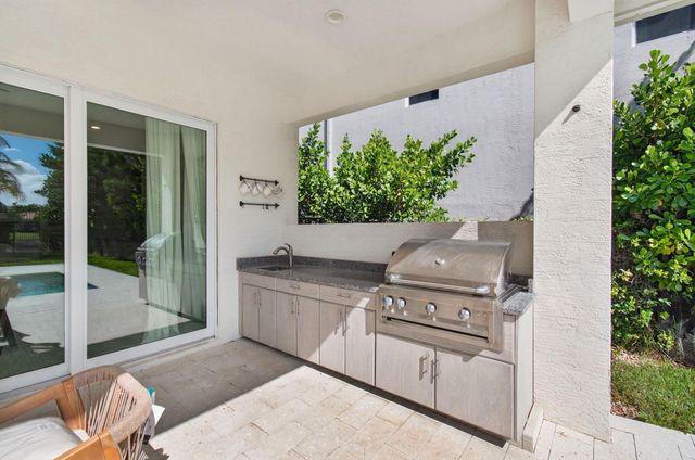 19886 Meadowside Lane, Boca Raton, FL 33498