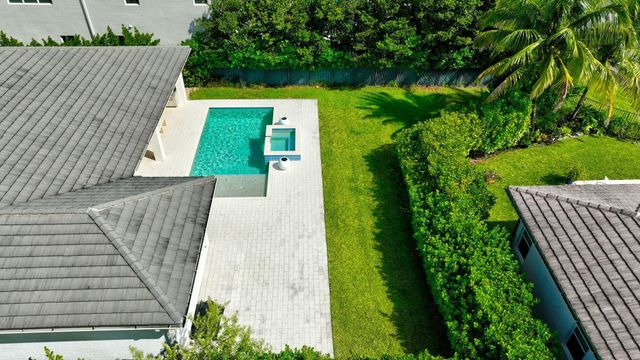 19886 Meadowside Lane, Boca Raton, FL 33498