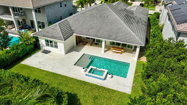 19886 Meadowside Lane, Boca Raton, FL 33498