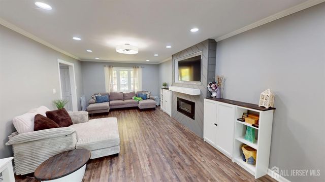 20 Revock Road, East Brunswick, NJ 08816