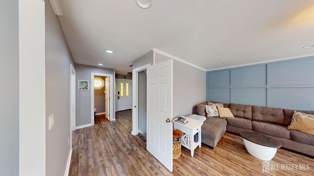 20 Revock Road, East Brunswick, NJ 08816