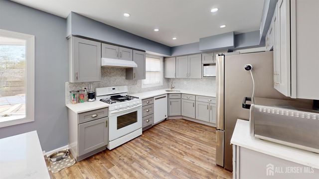 20 Revock Road, East Brunswick, NJ 08816