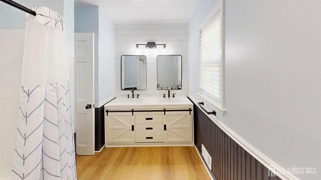 20 Revock Road, East Brunswick, NJ 08816