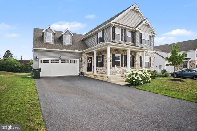 1223 HERSHEY LN, Lancaster, PA 17601