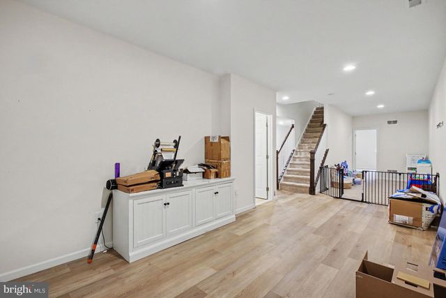 1223 HERSHEY LN, Lancaster, PA 17601