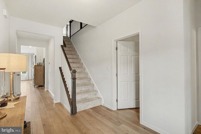1223 HERSHEY LN, Lancaster, PA 17601