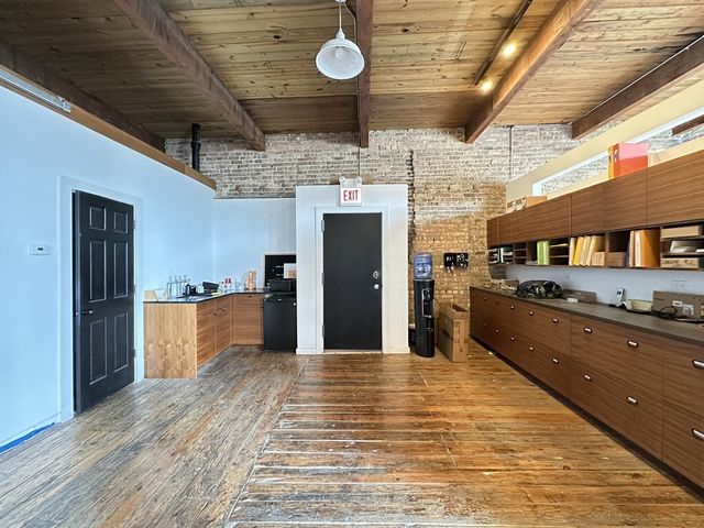 3124 W CARROLL Street 2F, Chicago, IL 60612