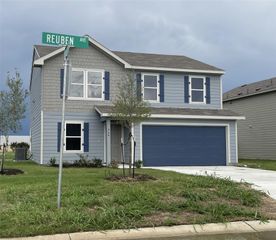 424 Rueben Ave, Holland, TX 76534