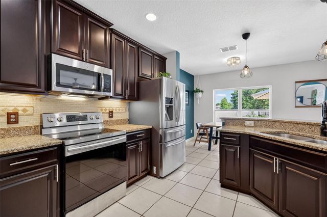 34040 ALAMEDA DRIVE, Sorrento, FL 32776