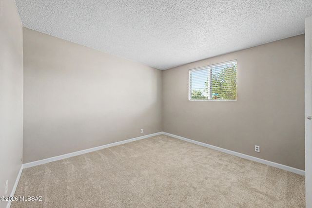 7902 E Winnepeg Drive, Tucson, AZ 85730