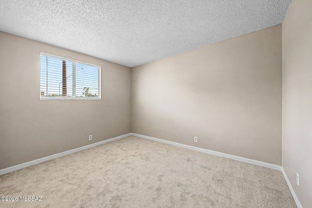 7902 E Winnepeg Drive, Tucson, AZ 85730
