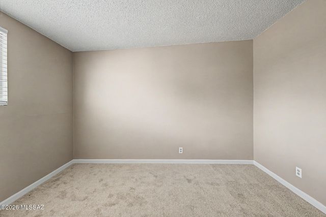 7902 E Winnepeg Drive, Tucson, AZ 85730