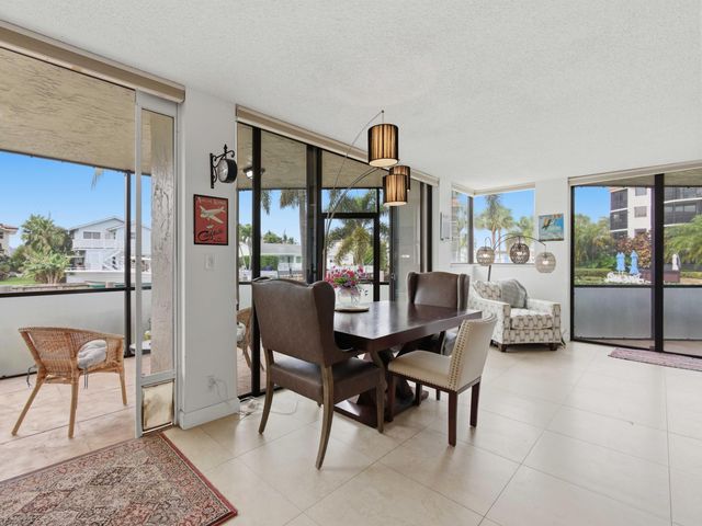 800 Jeffery Street 102, Boca Raton, FL 33487