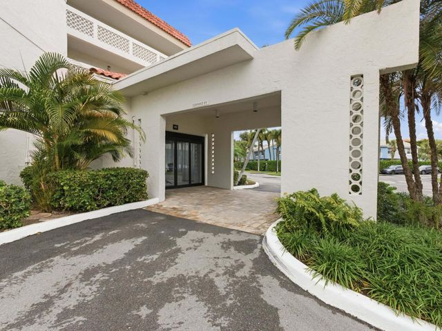 800 Jeffery Street 102, Boca Raton, FL 33487