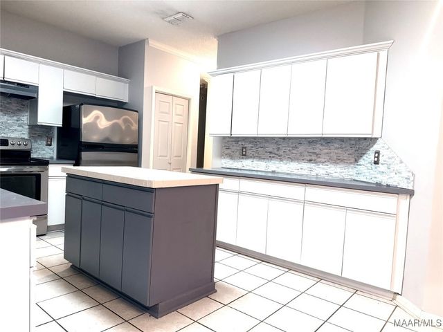 6121 Bell Road Manor, Montgomery, AL 36117