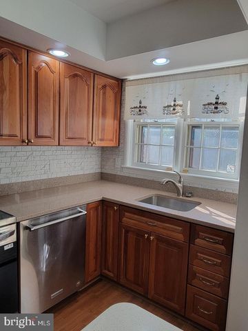 407 S PITT ST, Alexandria, VA 22314