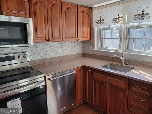 407 S PITT ST, Alexandria, VA 22314
