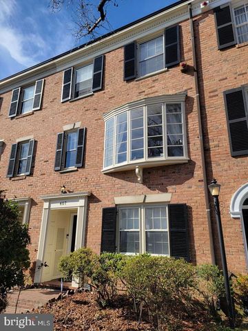 407 S PITT ST, Alexandria, VA 22314