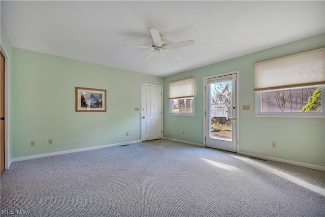 1381 Circle Hill Road SE, North Canton, OH 44720