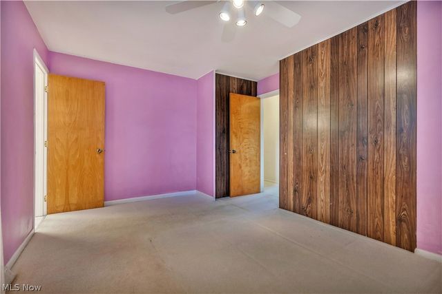 1381 Circle Hill Road SE, North Canton, OH 44720