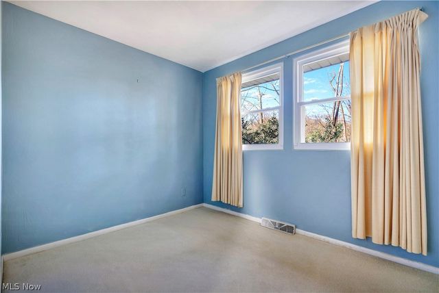 1381 Circle Hill Road SE, North Canton, OH 44720