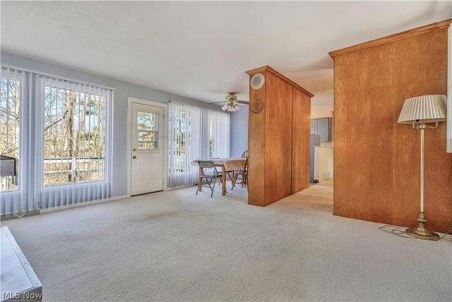 1381 Circle Hill Road SE, North Canton, OH 44720