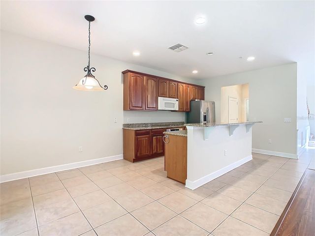 1300 GILFORD POINT LANE, Davenport, FL 33896