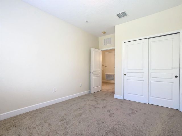 1300 GILFORD POINT LANE, Davenport, FL 33896