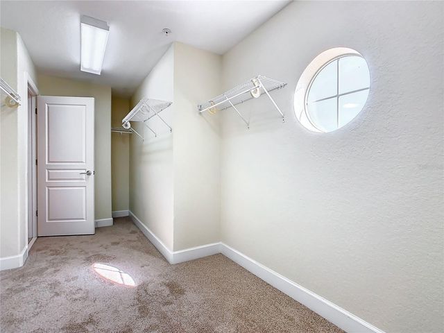 1300 GILFORD POINT LANE, Davenport, FL 33896